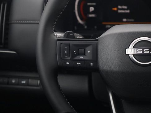 New 2026 Nissan Pathfinder SL AWD/4WD image 10