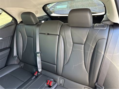 New 2025 Buick Envision Preferred image 9