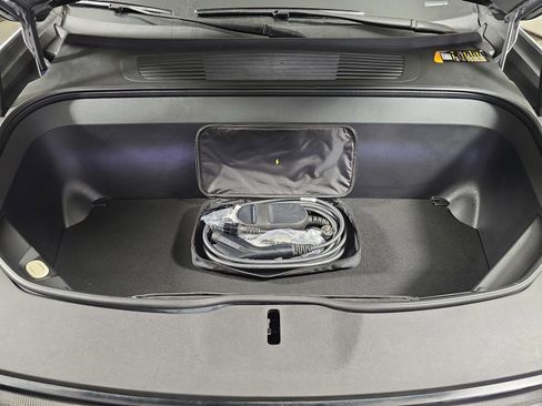 Used 2022 Rivian R1T Adventure image 14