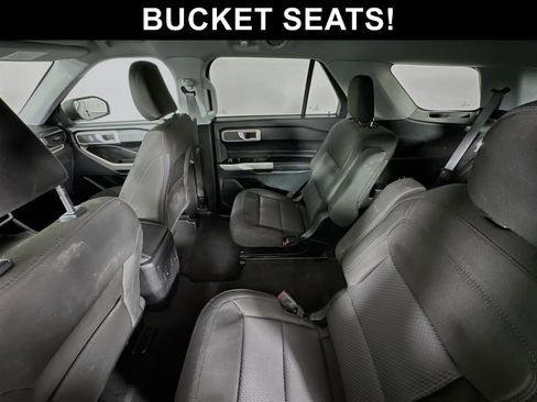 Used 2023 Ford Explorer XLT image 20
