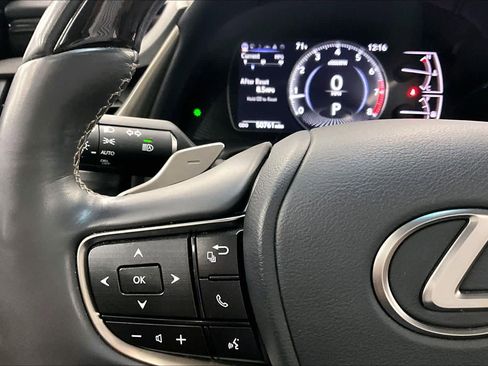 Used 2019 Lexus ES 350 Ultra Luxury w/ Accessory Package image 23