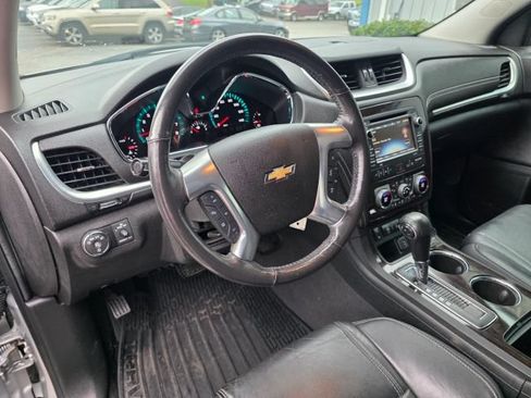 Used 2015 Chevrolet Traverse LTZ AWD/4WD image 13
