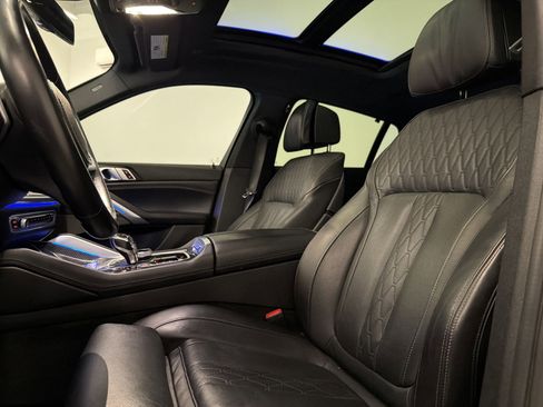 Used 2022 BMW X6 M50i w/ Executive Package image 14
