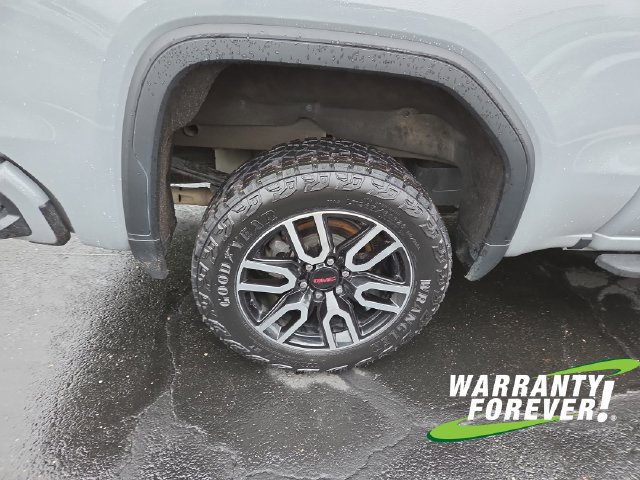Used 2024 GMC Sierra 1500 AT4 w/ Technology Package AWD/4WD image 21