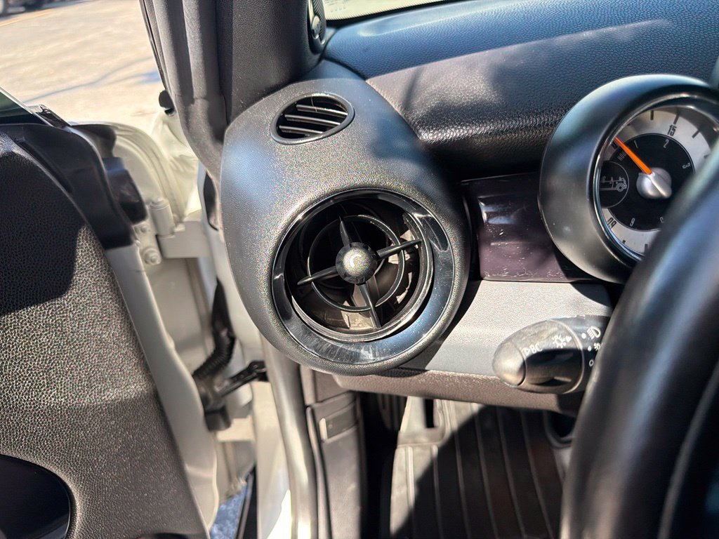 Used 2011 MINI Cooper S FWD image 23
