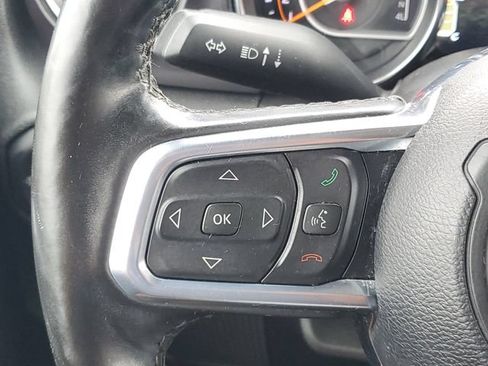 Used 2021 Jeep Wrangler Unlimited Sahara AWD/4WD image 22