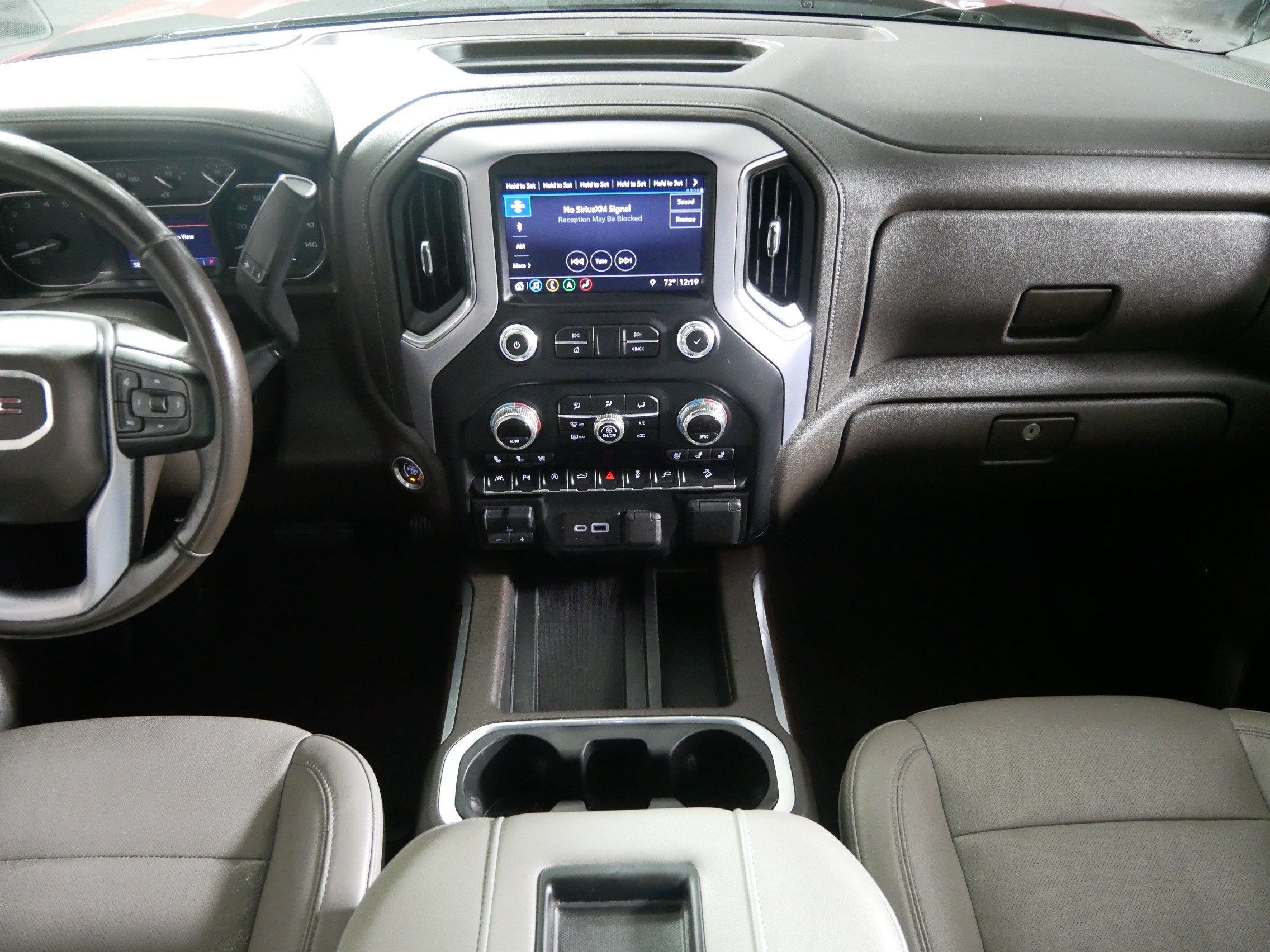 Used 2019 GMC Sierra 1500 SLT w/ SLT Premium Plus Package AWD/4WD image 10