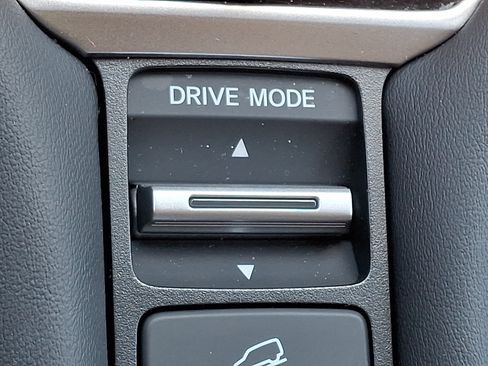 Used 2025 Honda HR-V EX-L image 26