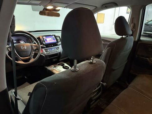 Used 2021 Honda Ridgeline Sport image 29