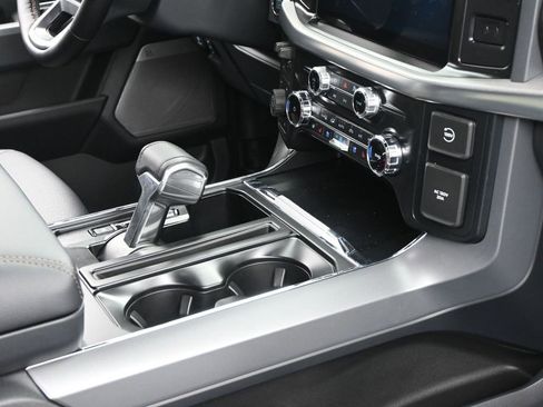 New 2025 Ford F150 Lariat w/ Equipment Group 501A Mid image 33