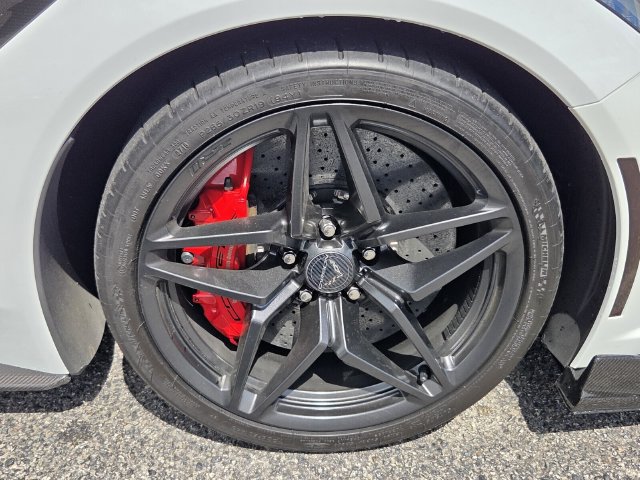 Certified 2019 Chevrolet Corvette ZR1 RWD image 8