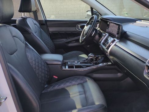 Certified 2021 Kia Sorento SX image 26