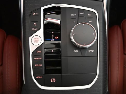 New 2026 BMW 330i Sedan w/ M Sport Package image 18