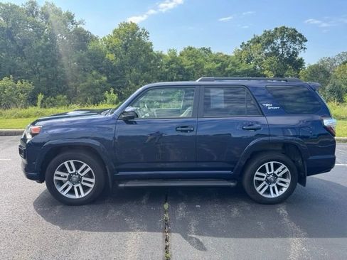 Used 2024 Toyota 4Runner TRD Sport AWD/4WD image 6
