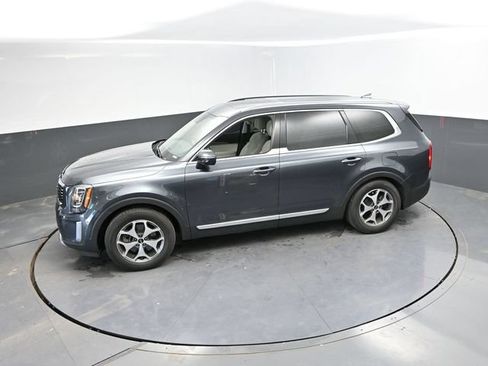 Used 2020 Kia Telluride EX w/ Towing Package AWD/4WD image 43