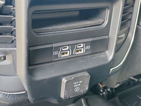 Used 2024 RAM 2500 Laramie w/ Safety Group AWD/4WD image 20