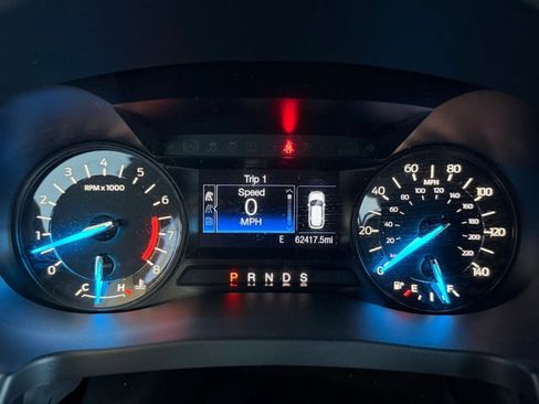 Used 2017 Ford Explorer XLT FWD image 57