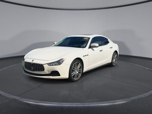 Used 2015 Maserati Ghibli RWD image 4