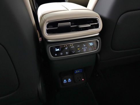 Used 2026 Genesis GV80 3.5T AWD/4WD image 32