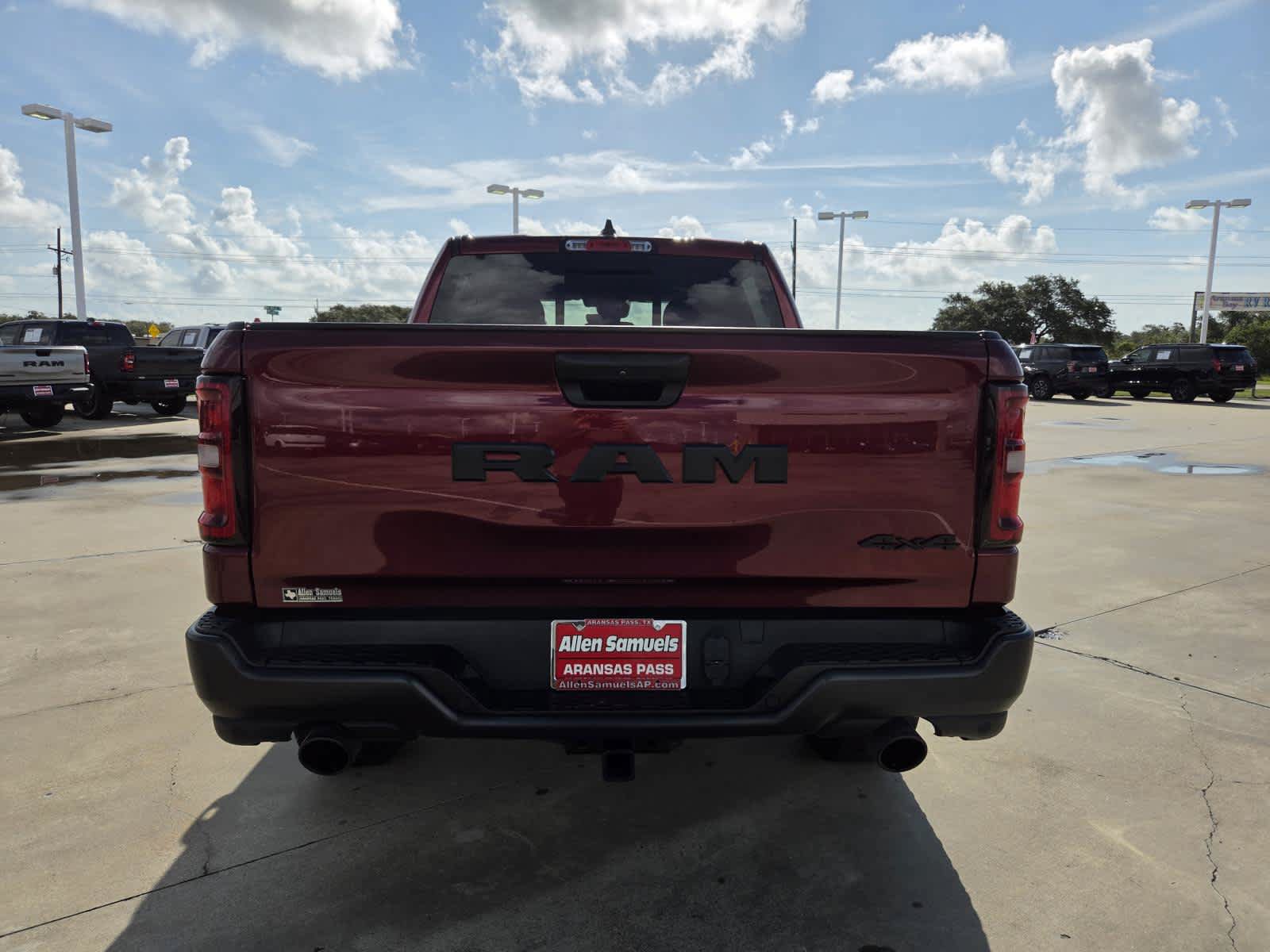 Used 2025 RAM 1500 Warlock AWD/4WD image 4