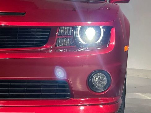 Used 2012 Chevrolet Camaro SS RWD image 22