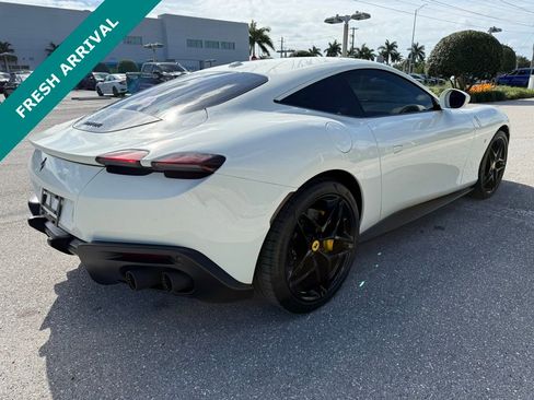 Used 2022 Ferrari Roma image 5