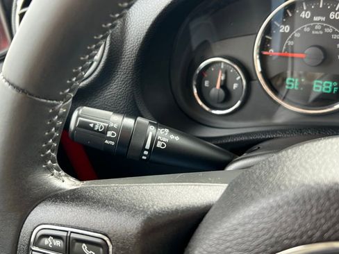 Used 2015 Jeep Wrangler Unlimited Sahara w/ Connectivity Group image 30