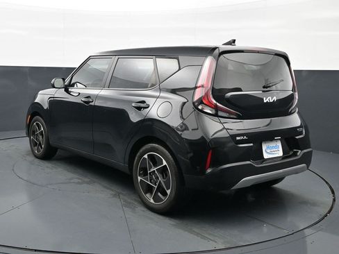 Used 2024 Kia Soul EX FWD image 5