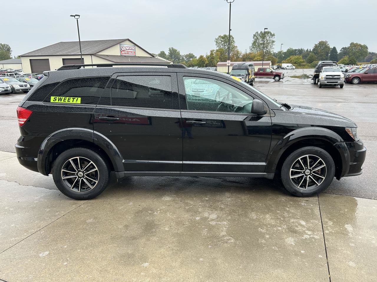 Used 2018 Dodge Journey SE w/ Connectivity Group FWD image 4
