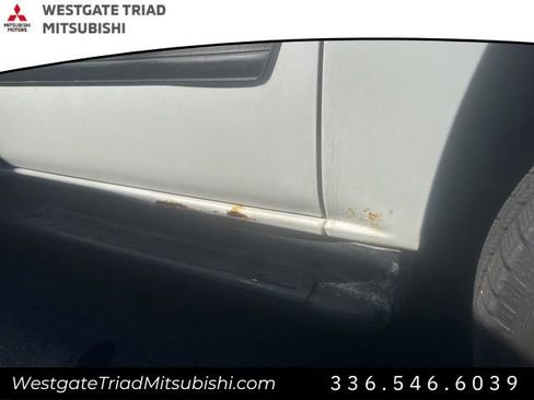 Used 2004 Chevrolet Suburban LS w/ Preferred Equipment Group image 9