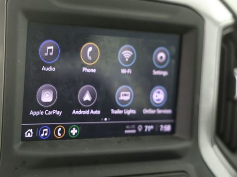 Used 2025 Chevrolet Silverado 2500 Custom w/ Custom Value Package image 9