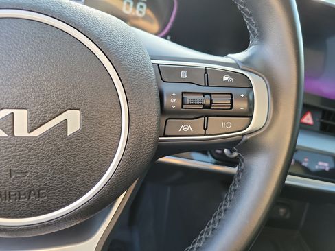 Used 2023 Kia Sportage EX FWD image 27
