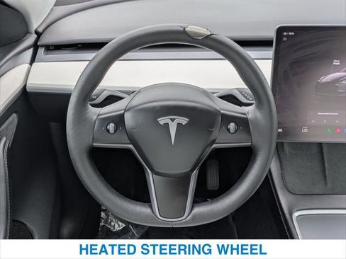 Used 2024 Tesla Model Y Long Range AWD/4WD image 15