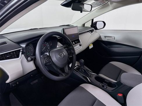 Certified 2025 Toyota Corolla LE image 7