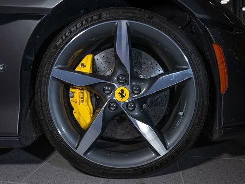 Certified 2023 Ferrari Portofino M RWD image 34