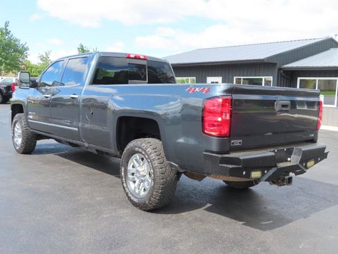 Used 2019 Chevrolet Silverado 3500 LTZ w/ Duramax Plus Package AWD/4WD image 4