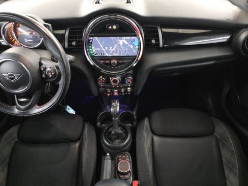 Used 2019 MINI Cooper S image 12