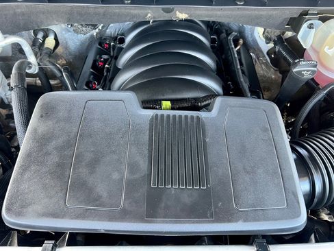 Used 2019 Chevrolet Silverado 1500 LT image 23