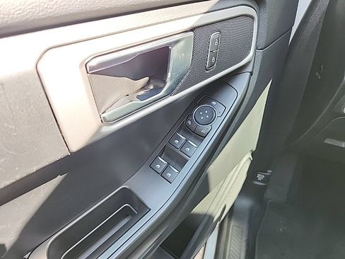 Used 2022 Ford Explorer 4WD image 27