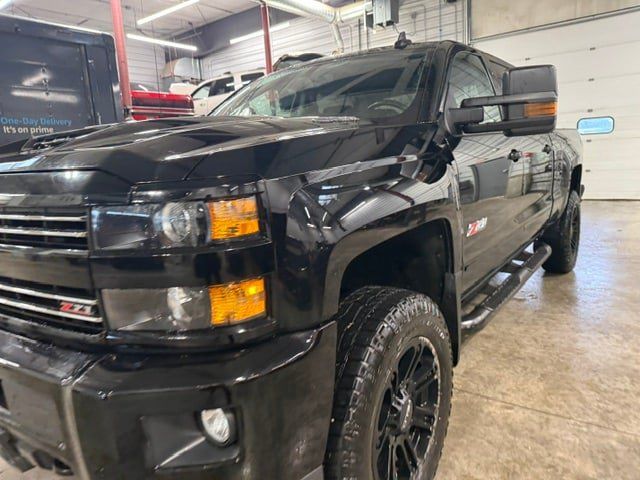 Used 2017 Chevrolet Silverado 2500 LT w/ Midnight Edition AWD/4WD image 41