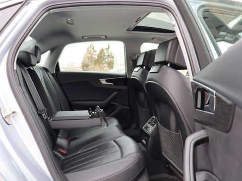 Used 2021 Audi A4 2.0T Premium w/ Convenience Package image 17