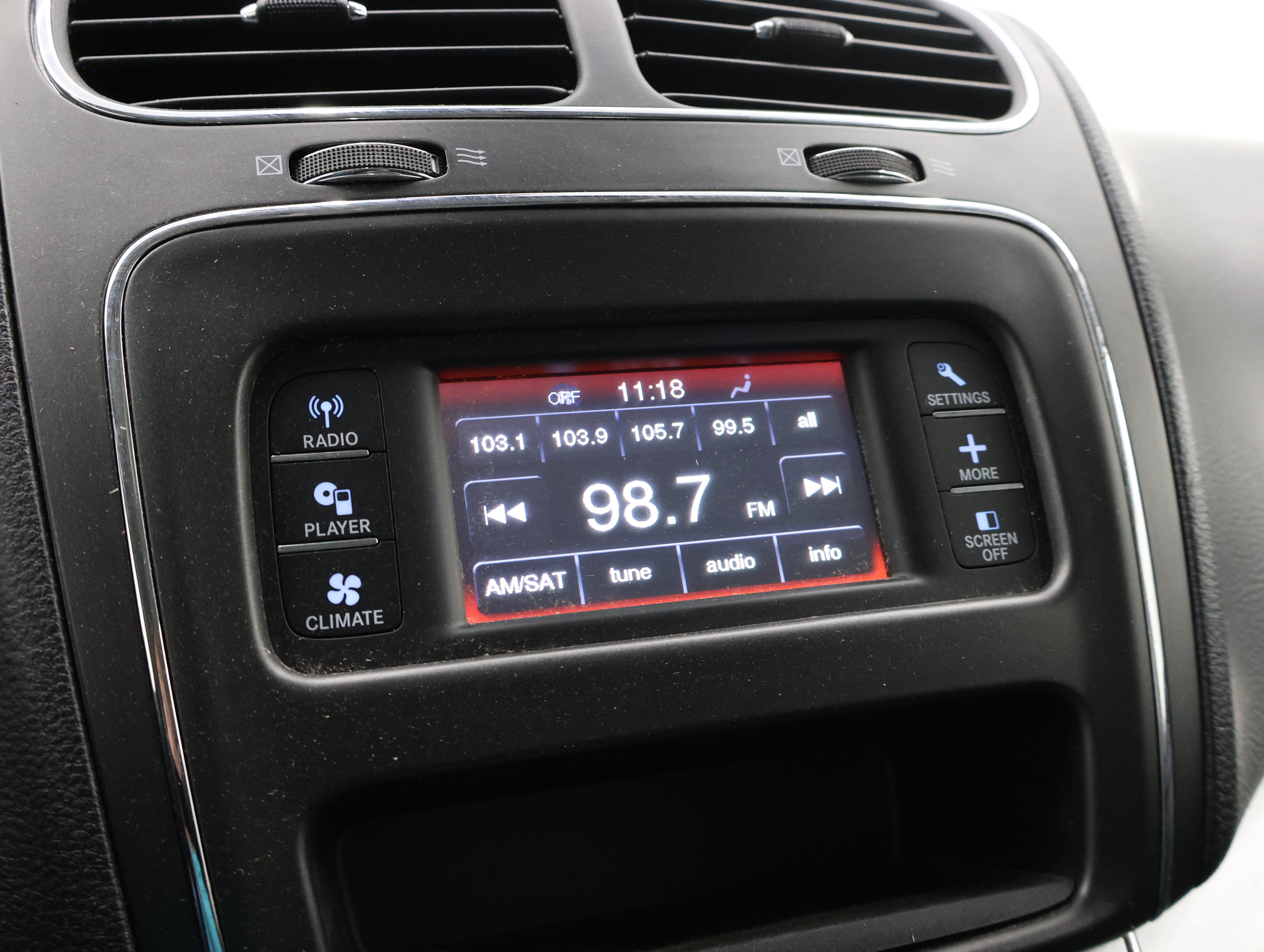 Used 2019 Dodge Journey SE w/ Connectivity Group AWD/4WD image 11