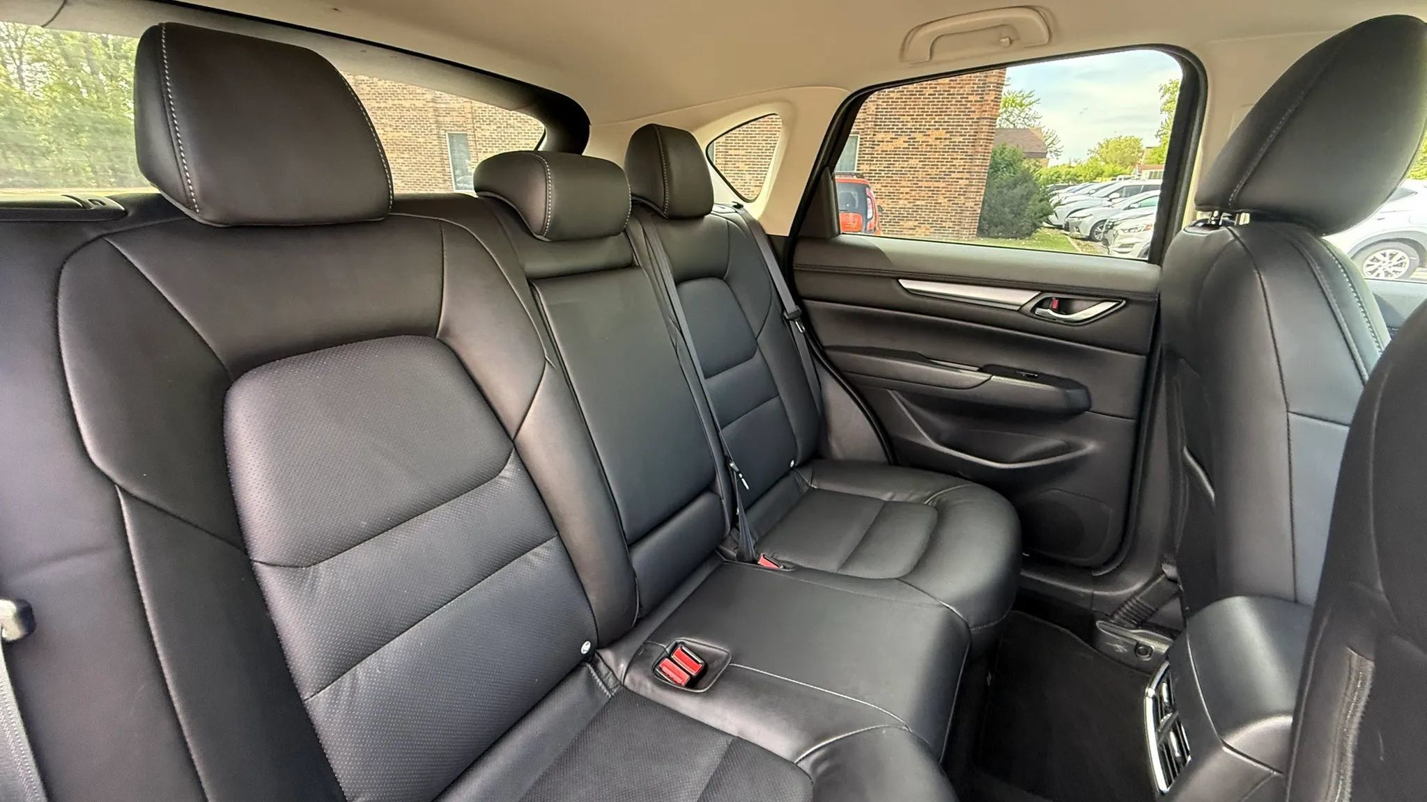 Used 2025 MAZDA CX-5 AWD 2.5 S w/ Select Package image 34