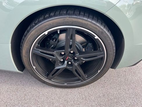 Used 2024 Chevrolet Corvette Stingray Premium Conv w/ Z51 Performance Package RWD image 14
