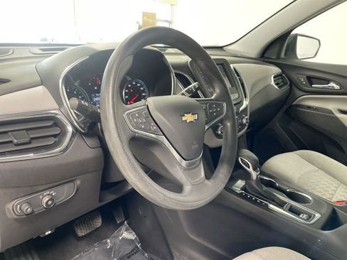 Used 2023 Chevrolet Equinox LS w/ LS Convenience Package image 14