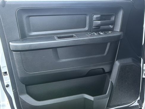 Used 2018 RAM 1500 Express image 23