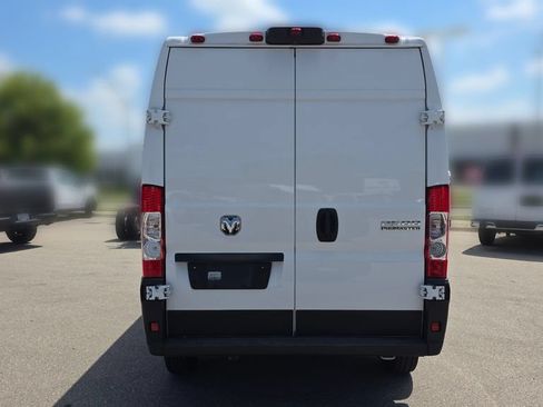 Used 2023 RAM ProMaster 2500 FWD image 4