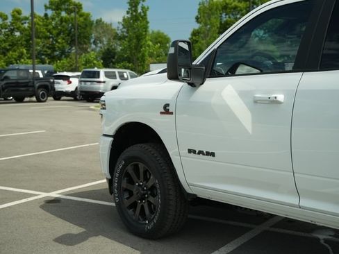 New 2026 RAM 2500 Laramie w/ Night Edition AWD/4WD image 40
