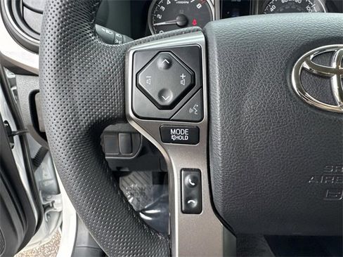 Used 2022 Toyota Tacoma SR5 w/ Technology Package image 28