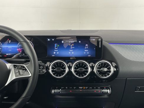 Certified 2026 Mercedes-Benz GLA 250 image 17